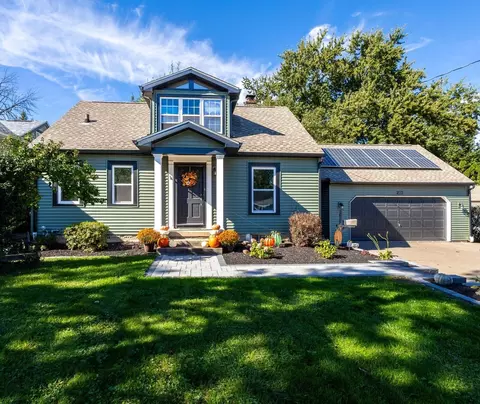 2610 Jersey Ridge Rd, Davenport, IA 52803