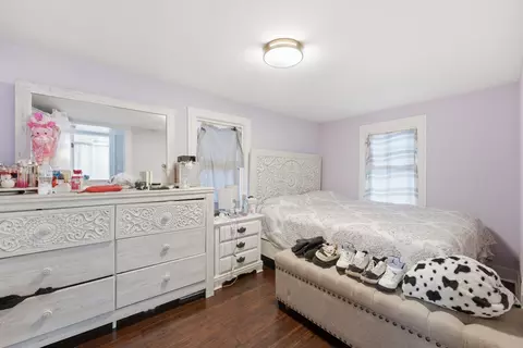 Bedroom - 7640 W 63rd Pl, Summit, IL 60501 photo 6 of 7