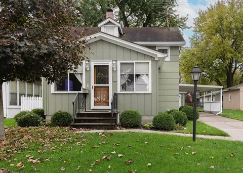 512 22nd Ave, East Moline, IL 61244