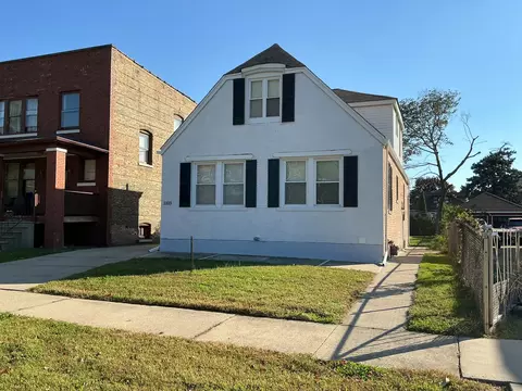 2323 Vernon St, Blue Island, IL 60406
