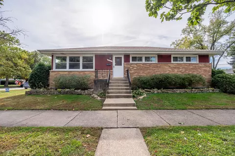 9700 S 51st Ave, Oak Lawn, IL 60453