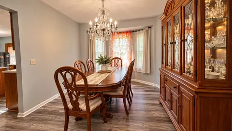 Dining - 2205 Jordan Ln, Elgin, IL 60123 photo 1 of 1