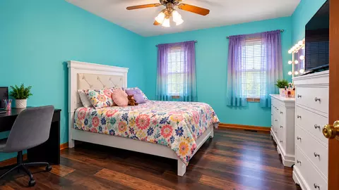 Bedroom - 2205 Jordan Ln, Elgin, IL 60123 photo 2 of 4