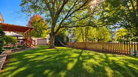 Exterior - 2205 Jordan Ln, Elgin, IL 60123 photo 4 of 6