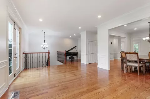 Other - 16 W530 Bluff Rd, Willowbrook, IL 60527 photo 1 of 4
