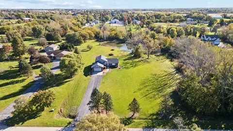 24251 S Harvest Hills Rd, Frankfort, IL 60423