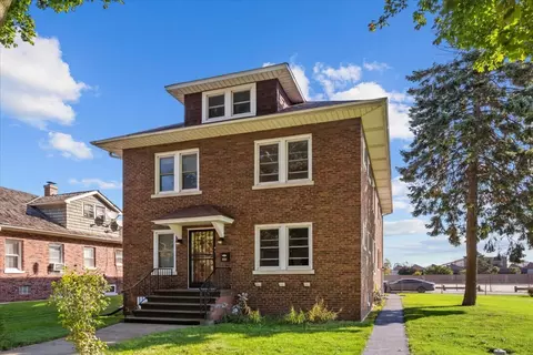 1323 Adams St, North Chicago, IL 60064