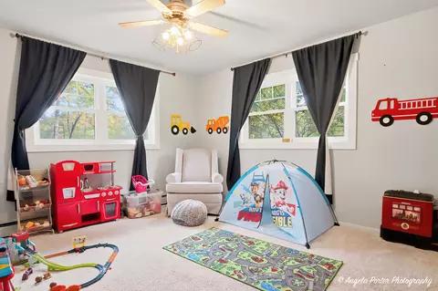 Bedroom - 7103 Johnsburg Rd, Spring Grove, IL 60081 photo 3 of 5