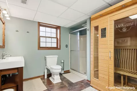 Bath - 7103 Johnsburg Rd, Spring Grove, IL 60081 photo 3 of 3