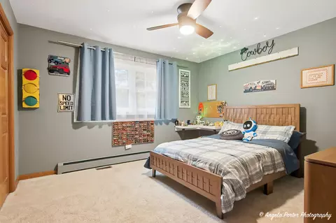 Bedroom - 7103 Johnsburg Rd, Spring Grove, IL 60081 photo 4 of 5