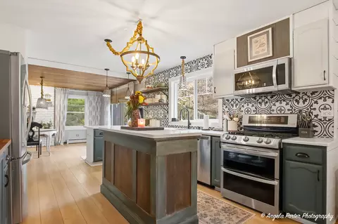 Kitchen - 7103 Johnsburg Rd, Spring Grove, IL 60081 photo 3 of 4