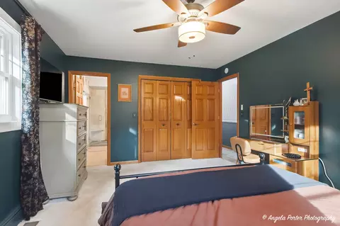 Bedroom - 7103 Johnsburg Rd, Spring Grove, IL 60081 photo 2 of 5