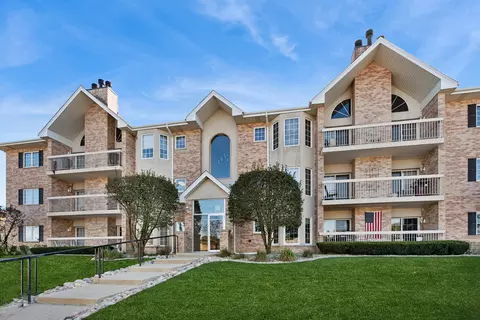 7775 Bristol Park Dr #2SE, Tinley Park, IL 60477