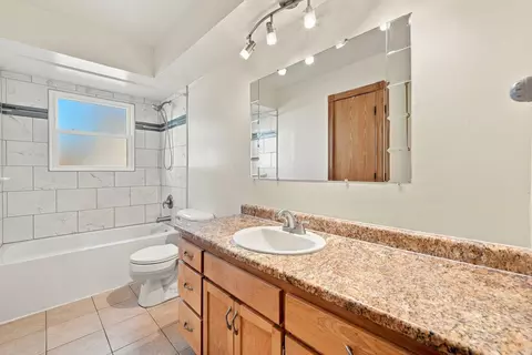 Bath - 3510 Wallace Ave, Steger, IL 60475 photo 1 of 1