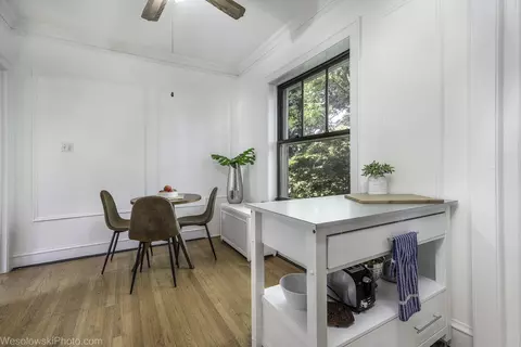 Dining - 1522 E 59th St #3E, Chicago, IL 60637 photo 1 of 2