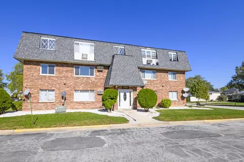 17227 71st Ct #2, Tinley Park, IL 60477