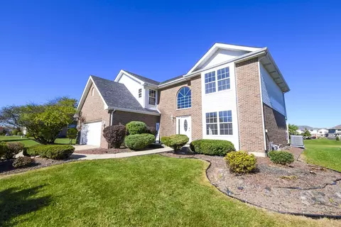 3820 Marilyn Dr, Richton Park, IL 60471