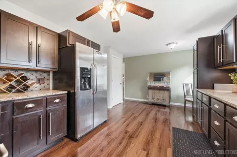 Kitchen - Undisclosed, Wheaton, IL 60187 photo 4 of 4