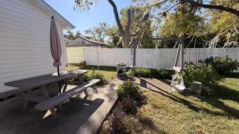Exterior - 1308 Short St, Centralia, IL 62801 photo 6 of 6
