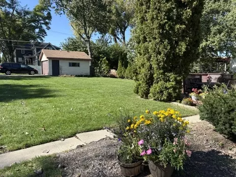 353 E 3rd St, Elmhurst, IL 60126 photo 4