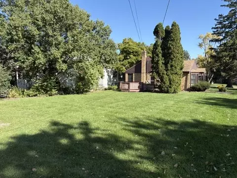 353 E 3rd St, Elmhurst, IL 60126 photo 3