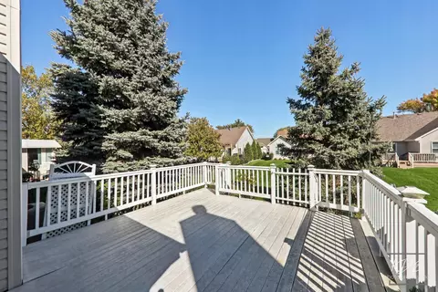 Exterior - 13449 S Silverleaf Rd, Plainfield, IL 60544 photo 2 of 13