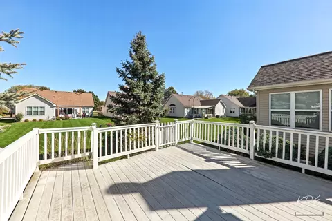 Exterior - 13449 S Silverleaf Rd, Plainfield, IL 60544 photo 3 of 13