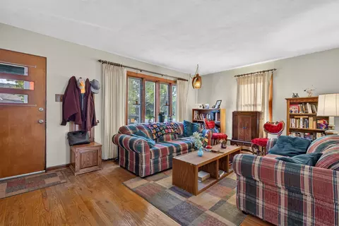 Other - 583 E 4th St, Lockport, IL 60441 photo 2 of 6