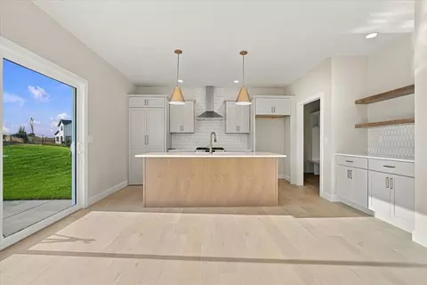 Kitchen - 1003 Mount Carmel Rd, Bloomington, IL 61705 photo 5 of 5