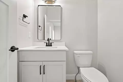 Bath - 1003 Mount Carmel Rd, Bloomington, IL 61705 photo 1 of 4
