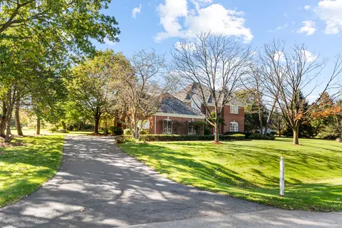 1376 Manassas Ln, Long Grove, IL 60047