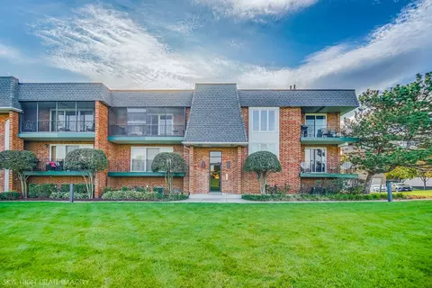 15711 S Sunset Ridge Ct #1S, Orland Park, IL 60462