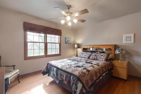Bedroom - 2230 Buckthorn Dr, Algonquin, IL 60102 photo 2 of 5