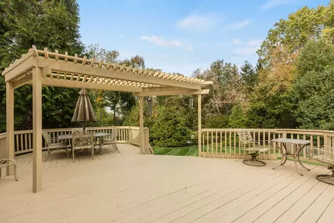 Exterior - 2230 Buckthorn Dr, Algonquin, IL 60102 photo 6 of 6