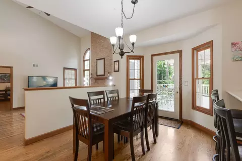 Dining - 2230 Buckthorn Dr, Algonquin, IL 60102 photo 2 of 3
