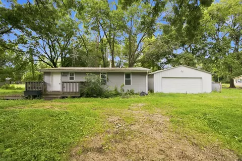 28324 S Fir Ln, Wilmington, IL 60481