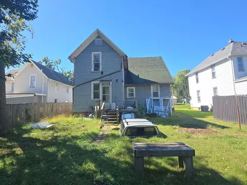 Exterior - 316 S Walnut St, Kewanee, IL 61443 photo 2 of 4