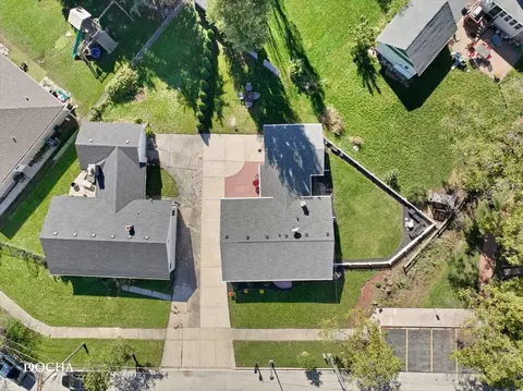 View/Area - 69 E Jackson St, Oswego, IL 60543 photo 1 of 4