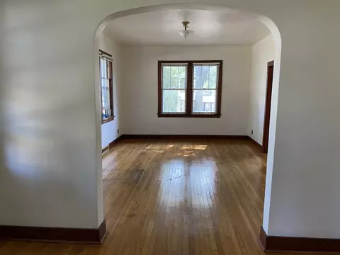 Living - 1104 Pulaski St, Peru, IL 61354 photo 2 of 3