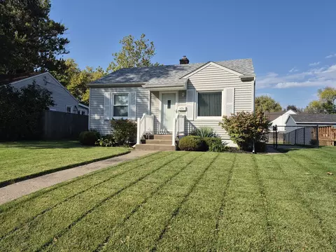 3030 Central Ave, Bettendorf, IA 52722