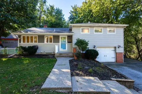 2720 31st Ave, Rock Island, IL 61201