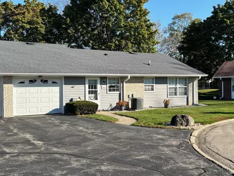 7306 Dunwood Ct #7306, Fox Lake, IL 60020