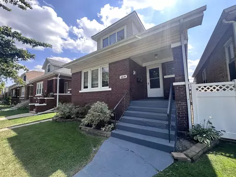 5839 W Eastwood Ave, Chicago, IL 60630