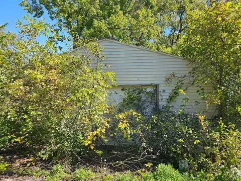 Exterior - 1 E 145th St, Harvey, IL 60426 photo 11 of 12