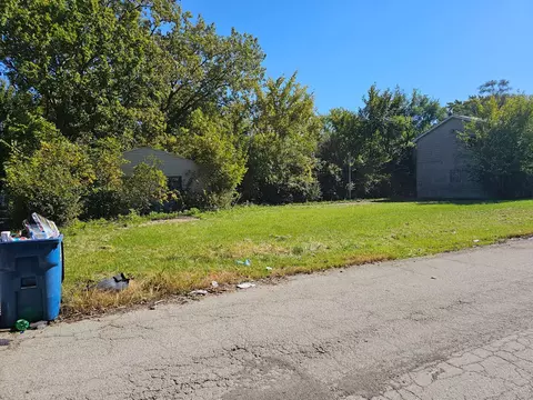 Exterior - 1 E 145th St, Harvey, IL 60426 photo 7 of 12