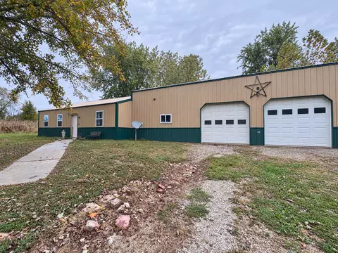 Other - 828 Propes Rd, Iuka, IL 62849 photo 2 of 14