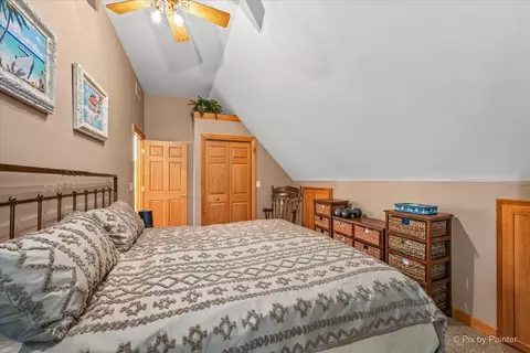 Bedroom - 2013 Sunnyside Beach Dr, Johnsburg, IL 60051 photo 5 of 5