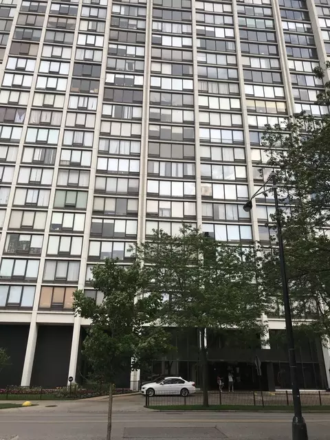 5445 N Sheridan Rd #2803, Chicago, IL 60640