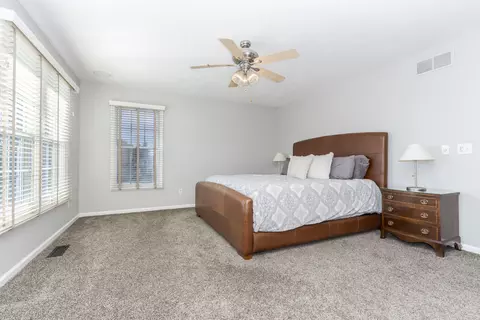 Bedroom - 10069 Wolf Hill Rd, Bloomington, IL 61705 photo 2 of 8