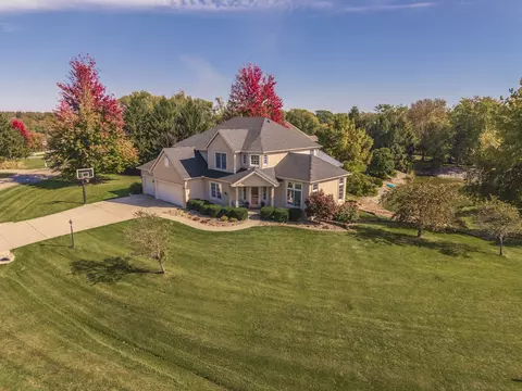 View/Area - 10069 Wolf Hill Rd, Bloomington, IL 61705 photo 8 of 8